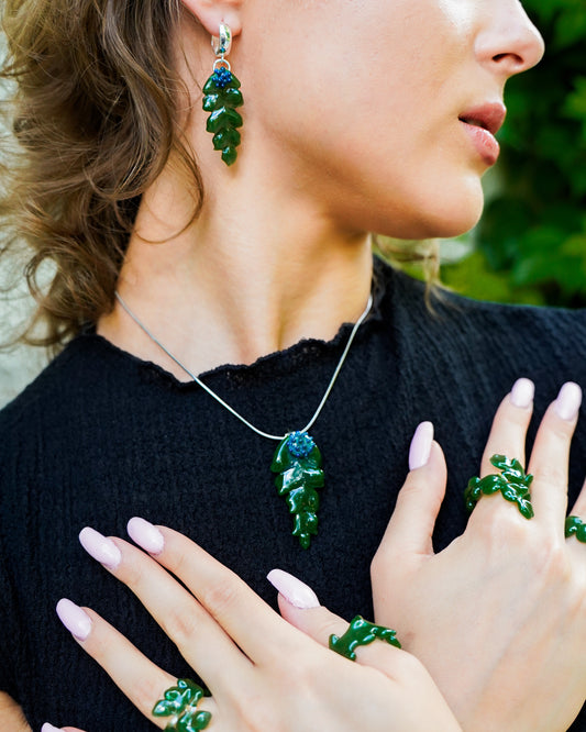 Grünes Blatt · Halskette