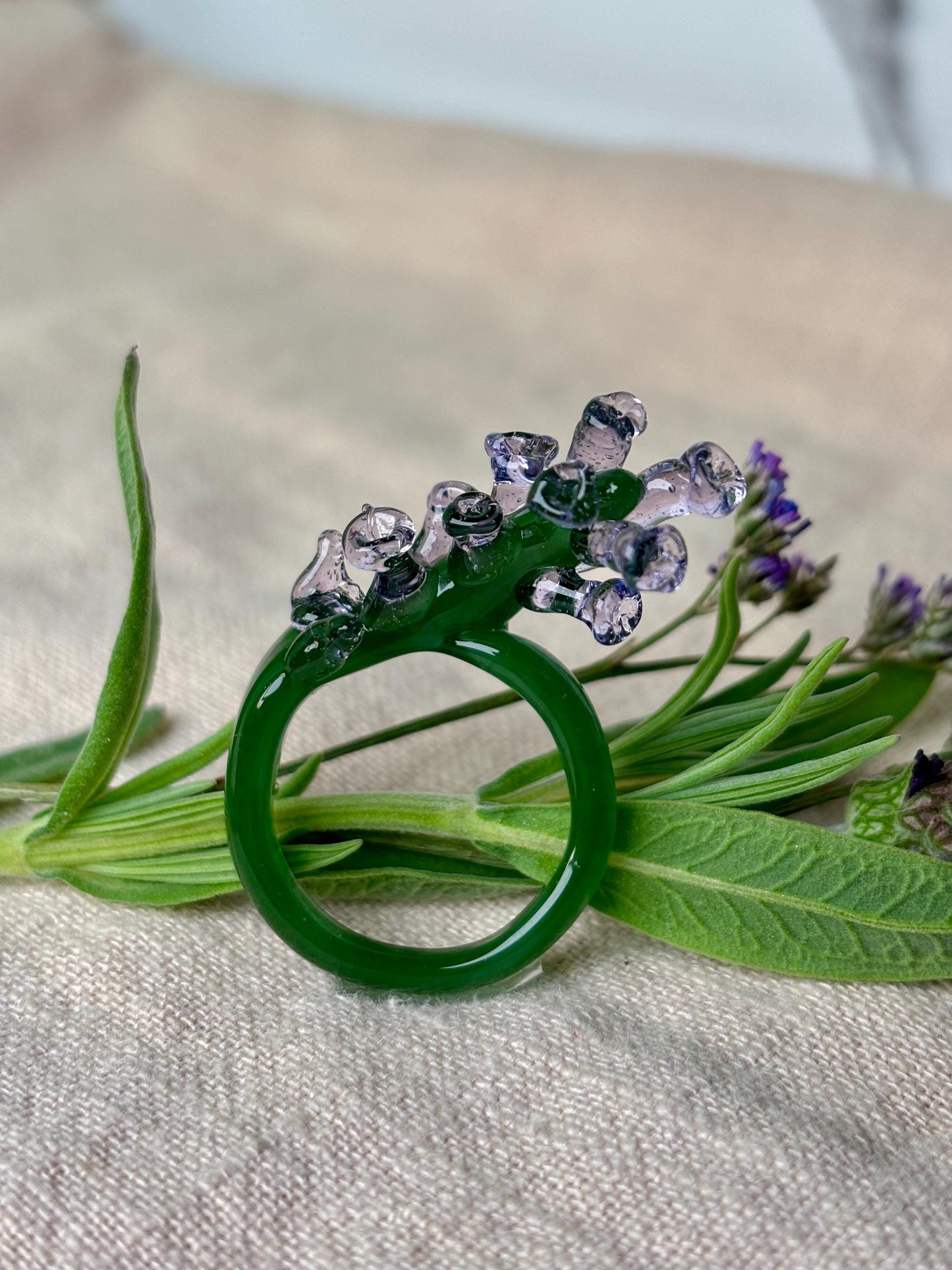 Lavender Bloom · Glasring