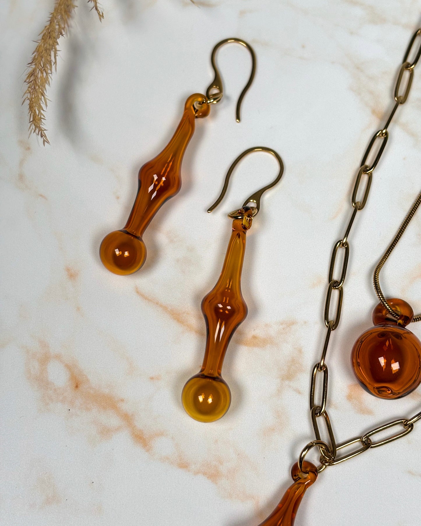 MORPHOS.AMBER · Set