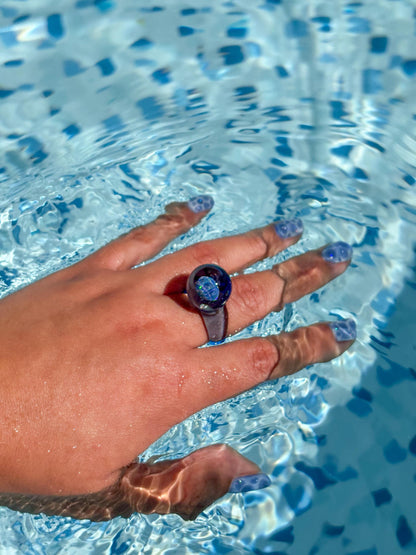 Opal Spherical Dome Blue · Glasring