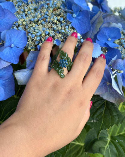 Grünes Blatt · Set Ohrringe + Halskette + Ring