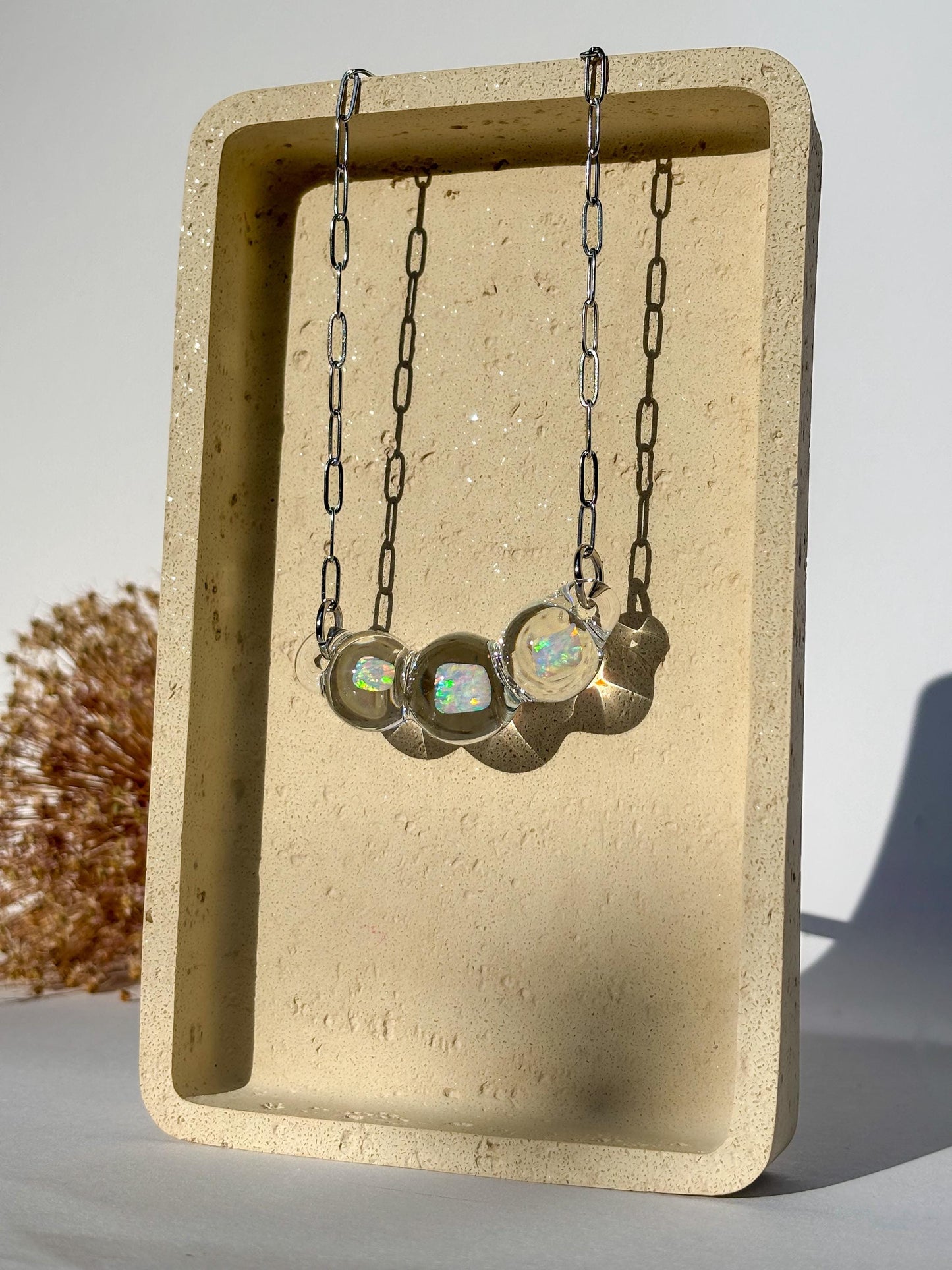 Opal Spheres · Collier
