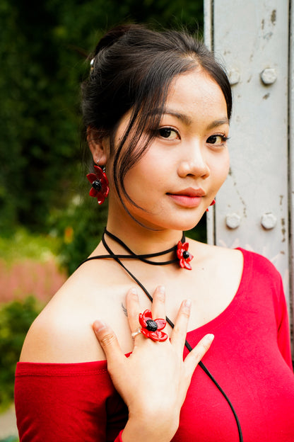 Scarlet Whisper · Ohrringe