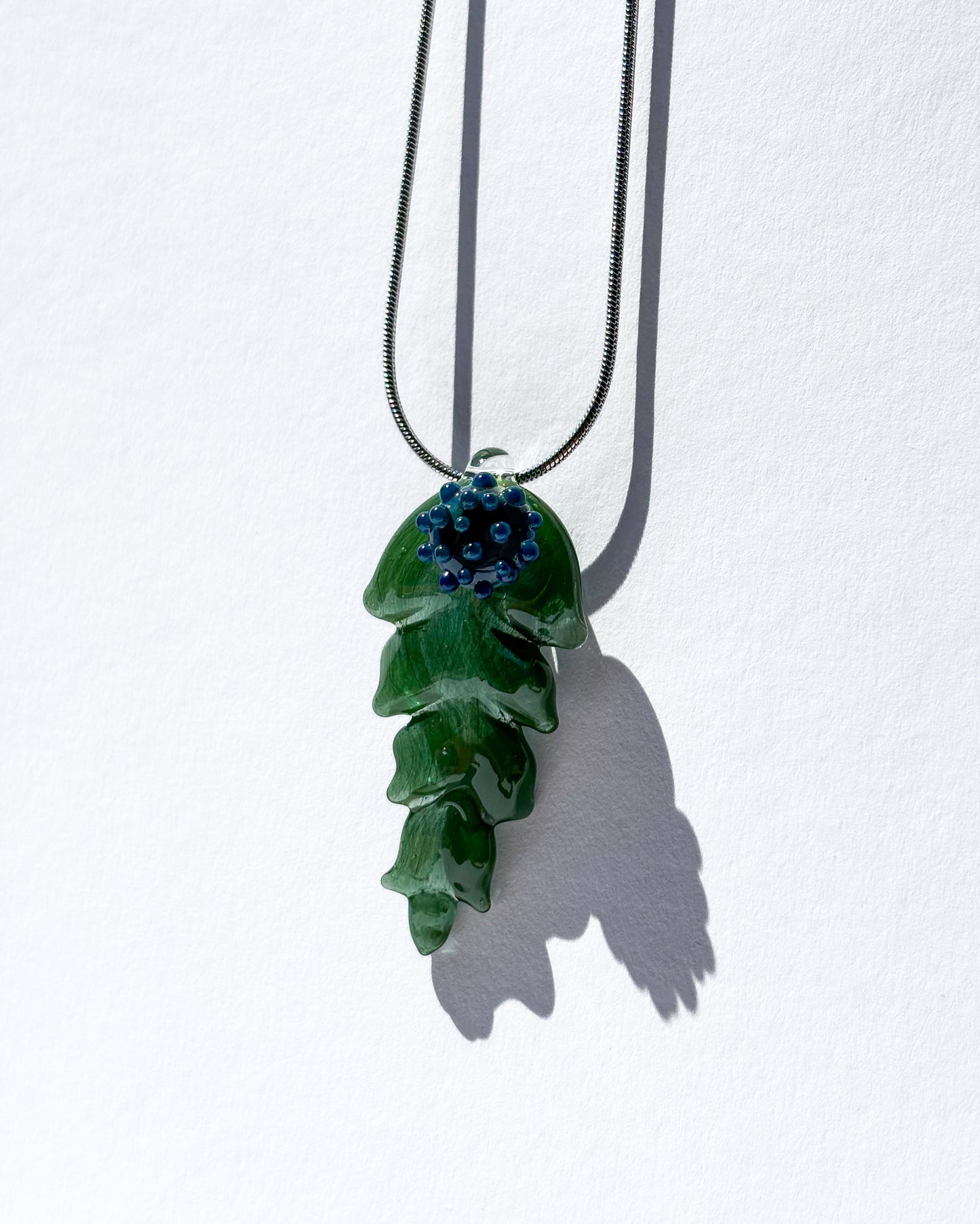 Grünes Blatt · Halskette