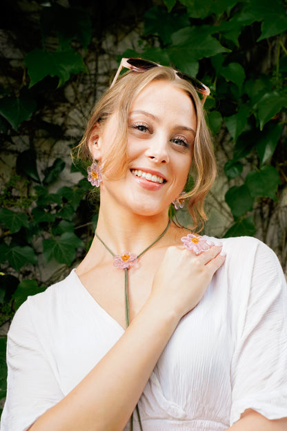 Rosy Nectar · Choker