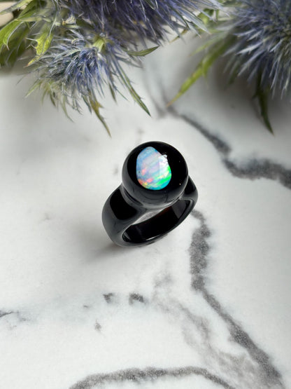 Noir Opal Spherical Dome · Glasring