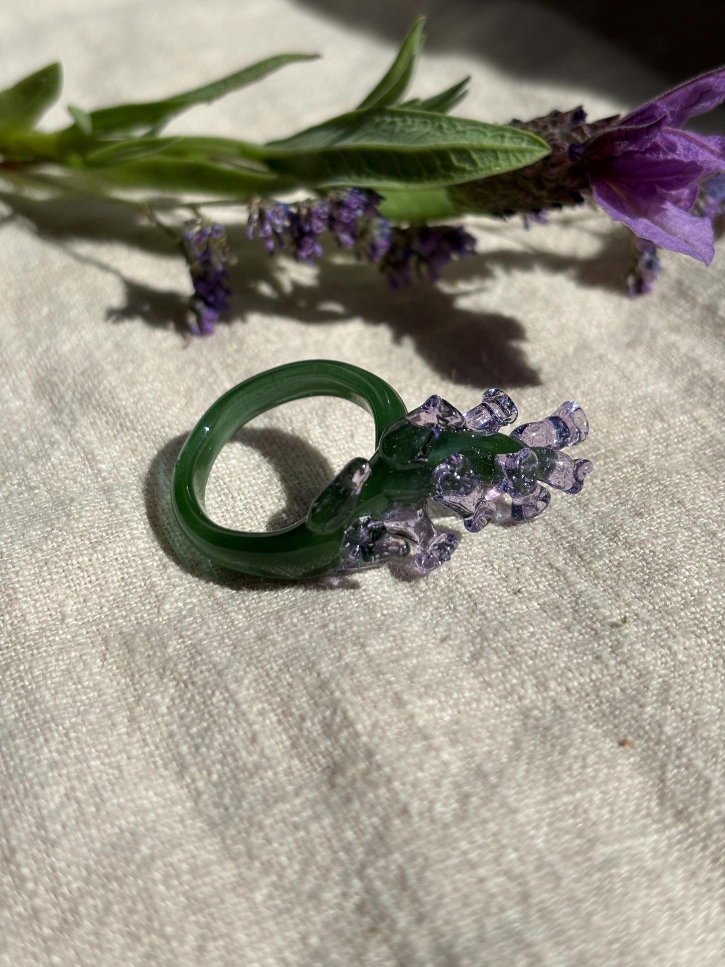 Lavender Bloom · Glasring