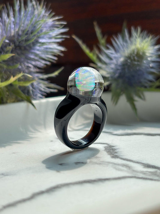 Noir Opal Spherical Dome · Glasring