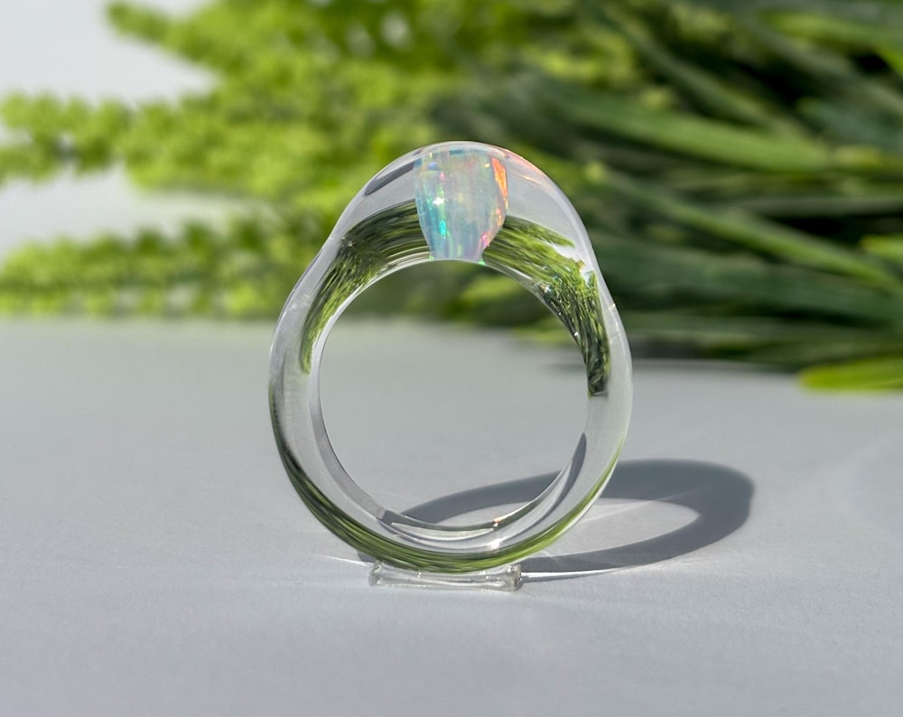 Opal Oval Dome · Glasring