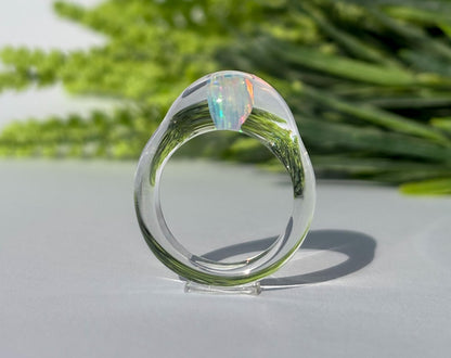 Opal Oval Dome · Glasring
